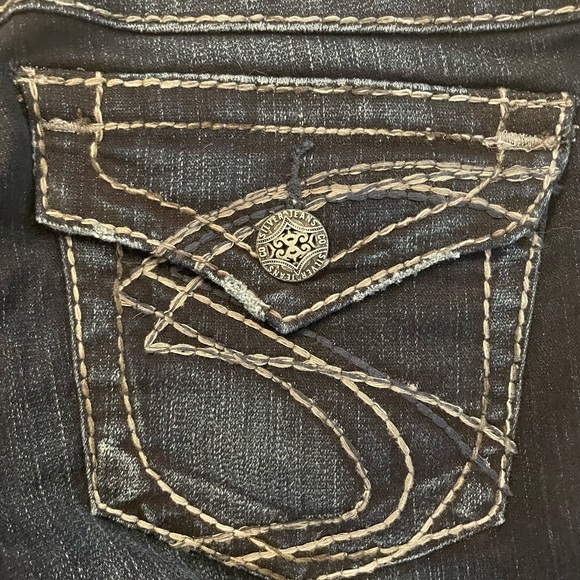 Silver Women’s Jeans - Picture 7 of 8